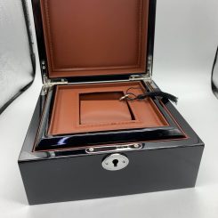 Фирменная коробка Roger Dubuis (8900)